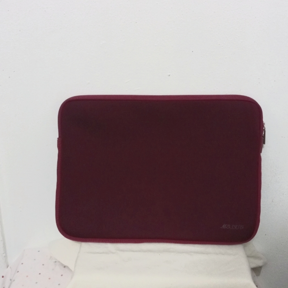 BURGUNDY NE0PRENE LAB SLEEVE.